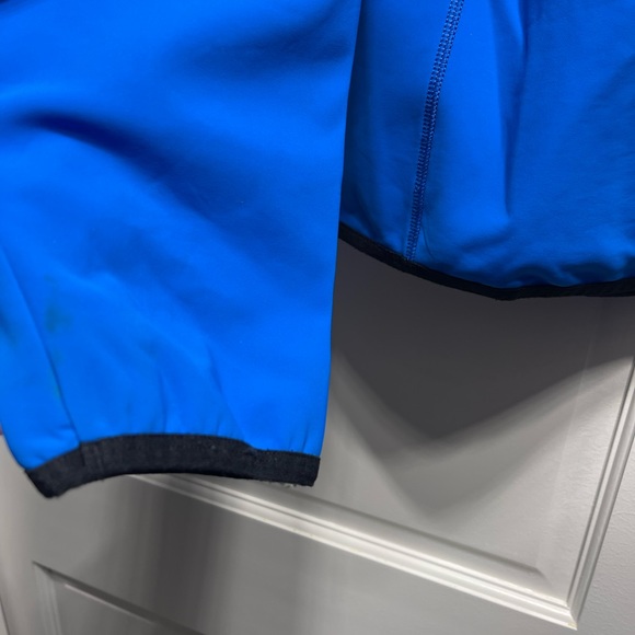 Great, layering 1/4 Zip w/ thumb slots w/ bonded stretchy fabric, thermal warmup - Picture 7 of 10